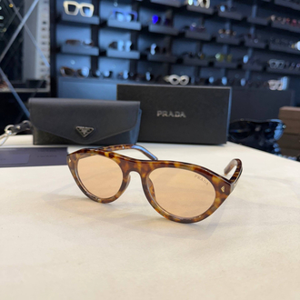 Prada gözlük