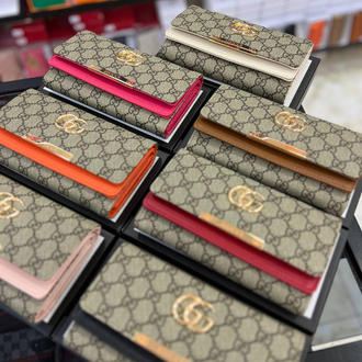 Gucci cüzdan
