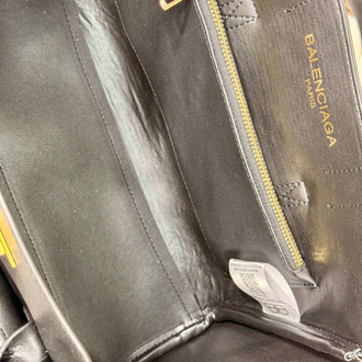 BALENCIAGA