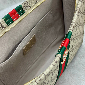 Gucci clutch 