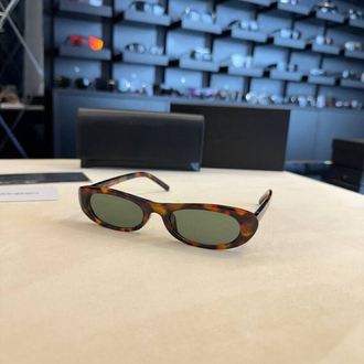 YsL gözlük