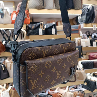Lv