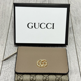 Gucci cüzdan