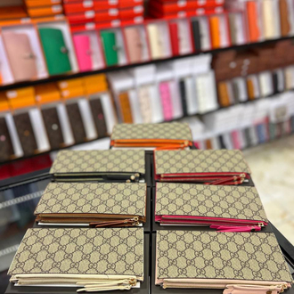 Gucci cüzdan