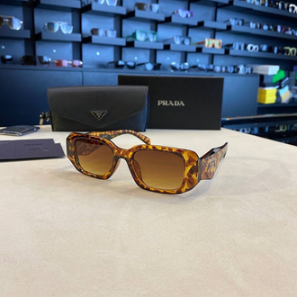 Prada gözlük