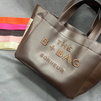The tote bag