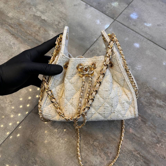 Chanel mini tuvit