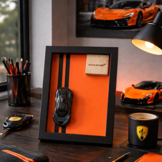 McLaren W1 Temalı Ahşap Çerçeve Dekor – Masa & Ofis Aksesuarı