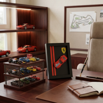 Ferrari Temalı Ahşap Çerçeve Dekor – Masa & Ofis Aksesuarı