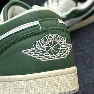 Nike Air Jordan 1 Low SE “Oxidized Green Sail”