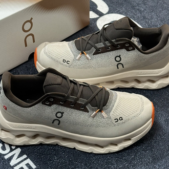 On Running Cloudtilt “Brown Orange”