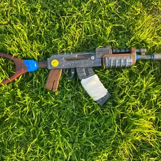 Rust AK-47 - Gerçek Silah Boyutunda