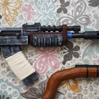 Rust AK-47 - Gerçek Silah Boyutunda