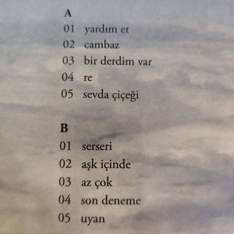 Mor ve Ötesi – Dünya Yalan Söylüyor