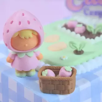Mini Cute Serisi Çilek Bahçesi Diorama