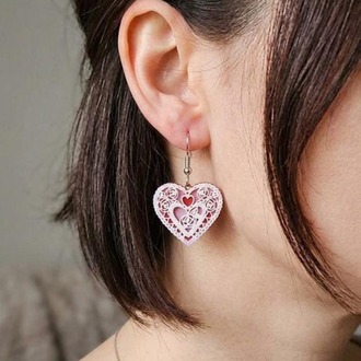 Kalpli Dantel İşlemeli Küpe | Romantik Vintage El Yapımı Tasarım