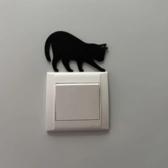 3D Baskı Yürüyen Kedi Priz Üstü Dekor – Pla Malzeme - Siyah