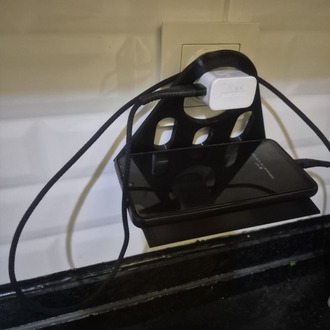 Telefon priz tutucu 