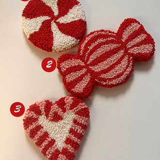 Candy Cane Mug Rug