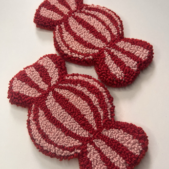 Candy Cane Mug Rug