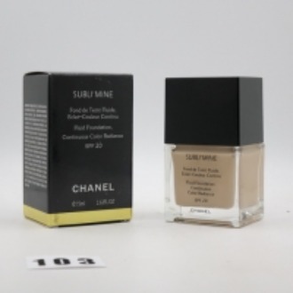 Chanel  Fondöten – Işıltılı ve Pürüzsüz Bitiş
