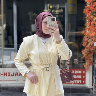 Kemerli Sarı Blazer Takım 