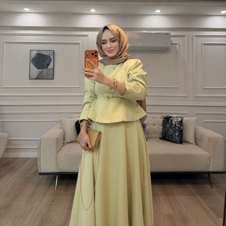 KEMER DETAYLI ETEKLİ TAKIM 