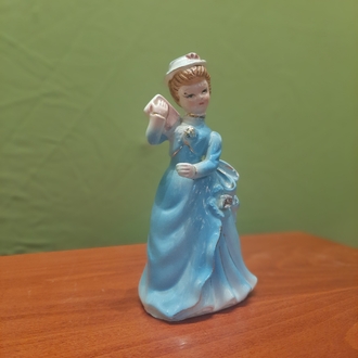 Porselen Biblo