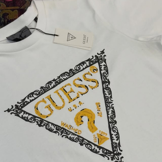 GUESS Premium T-Shirt