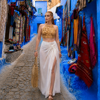 Gold Çiçek İşlemeli El Yapımı Crochet Crop Top