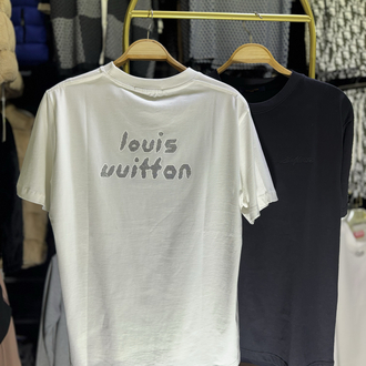 Louis Vuitton Premium T-Shirt