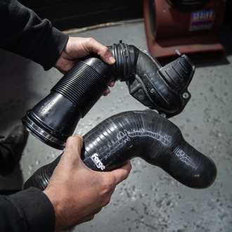 Forge Motorsport VAG 1.0 TSI 2022- için Turbo Inlet Adaptor kırmızı FMTIA13-RED