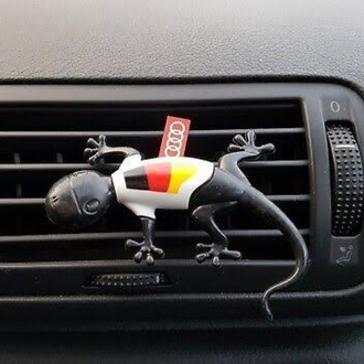 Audi Gecko bayraklı koku - 85H087009C