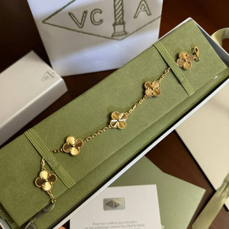 VCA Bileklik Gold