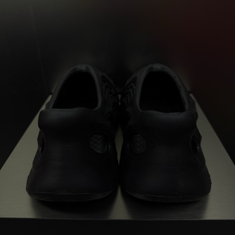 Adidas Yeezy Foam Runner Onyx ‘Black’