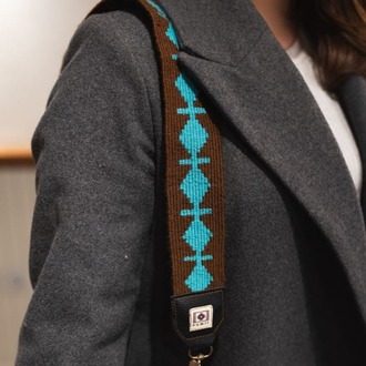 Kurt Gözü Motifli El Dokuması Kilim Askı