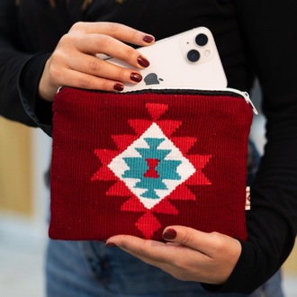 Hanımeli Koleksiyonu – Yıldız Motifli Mini Clutch / Kırmızı Cüzdan