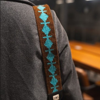 Kurt Gözü Motifli El Dokuması Kilim Askı