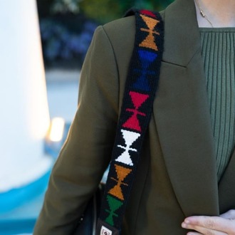 Kelebek Motifli El Dokuması Kilim Askı