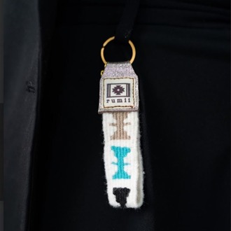 Kelebek Motifli El Dokuması Kilim Anahtarlık