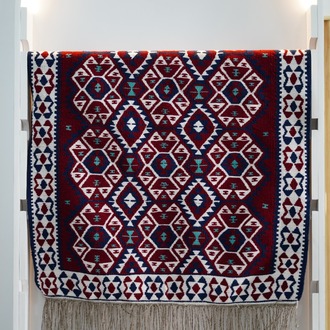 Akrep Motifli Kilim
