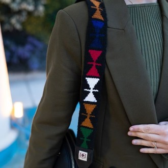 Kelebek Motifli El Dokuması Kilim Askı