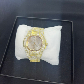 ICED OUT GOLD KARE 