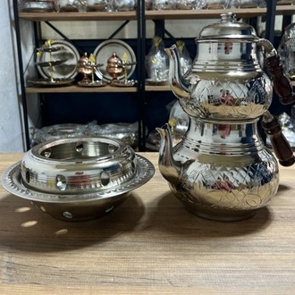 Bakır Balkon Sefası Lale Motifli