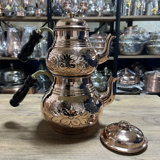 Ortası Nakışlı Dövme Bakır Çaydanlık No:3 