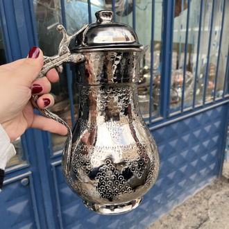 Üzüm Desenli Kapaklı Bakır Sürahi