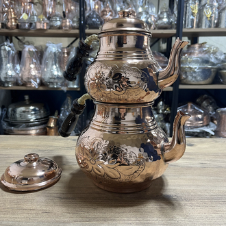 Ortası Nakışlı Dövme Bakır Çaydanlık No:3 
