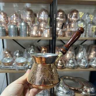 Üzüm Desenli Bakır Cezve