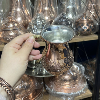 El İşlemeli Bakır Bardak