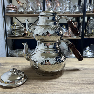 Gümüş Rengi Nakışlı Balkon Sefası 